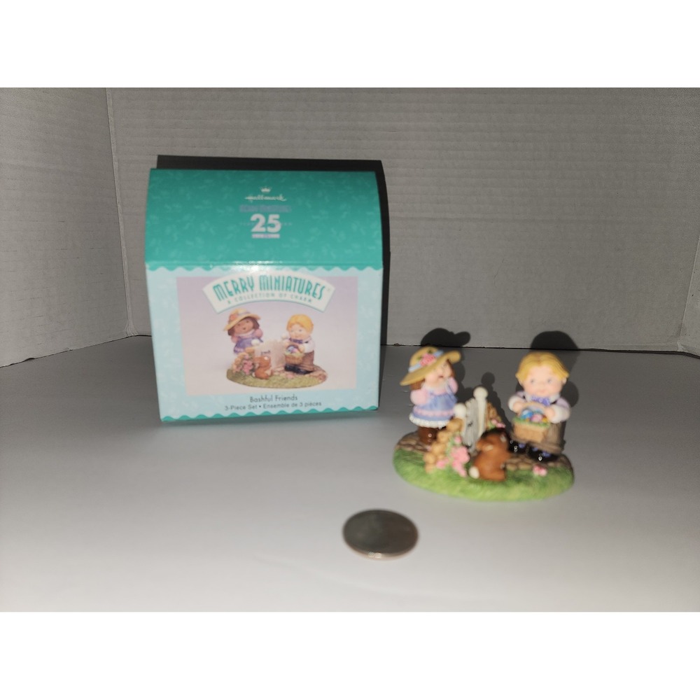 Vintage 1999 Hallmark‎ Merry Miniatures Bashful Friends